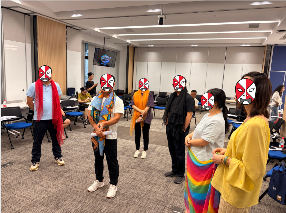 彩纱加身，角色上身：心理剧让
